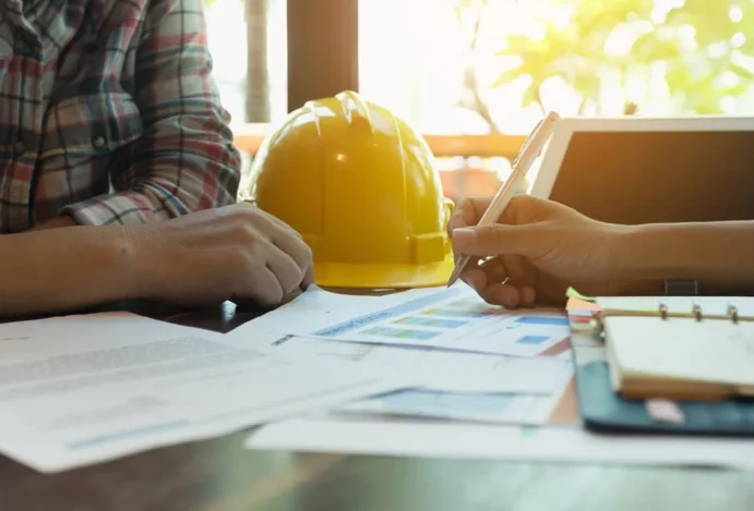 Construindo comunidades duradouras: O guia Yees! para planejamento condominial e manutenção sólida